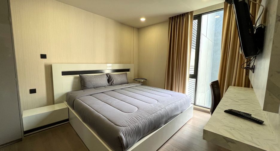 For sale 2 bedrooms condo in Pathum Wan, Bangkok