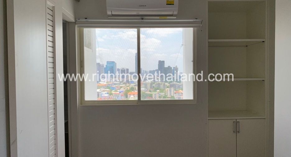 Wohnung zum Kauf mit 3 Zimmer in Watthana, Bangkok