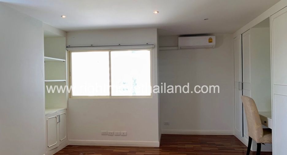 Wohnung zum Kauf mit 3 Zimmer in Watthana, Bangkok