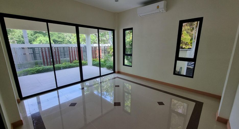 À vendre 5 chambres maison à Bang Phli, Samut Prakan