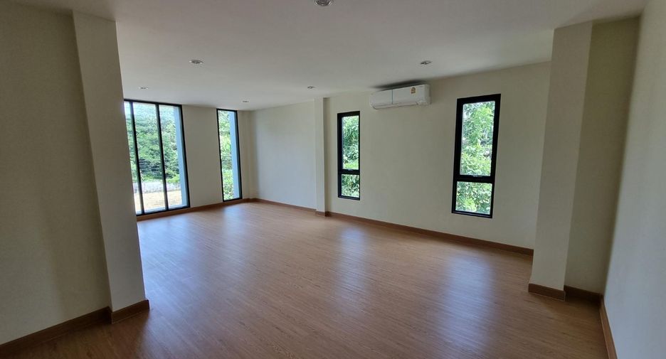 À vendre 5 chambres maison à Bang Phli, Samut Prakan