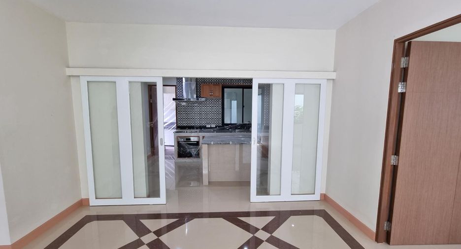 À vendre 5 chambres maison à Bang Phli, Samut Prakan
