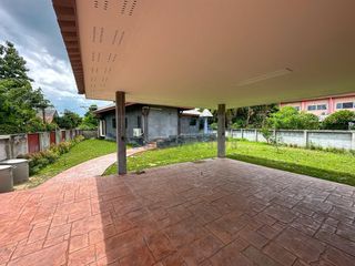 For rent 2 bedrooms house in San Kamphaeng, Chiang Mai