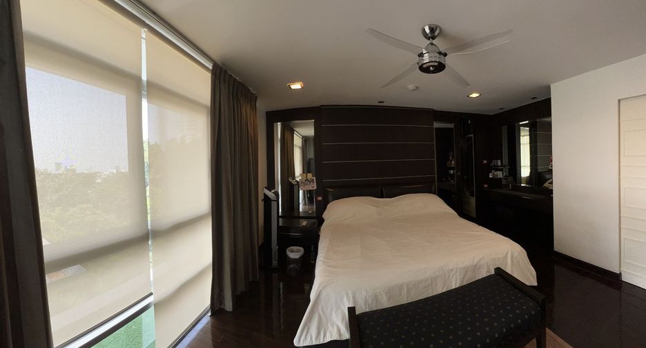À louer 3 chambres condo à Watthana, Bangkok