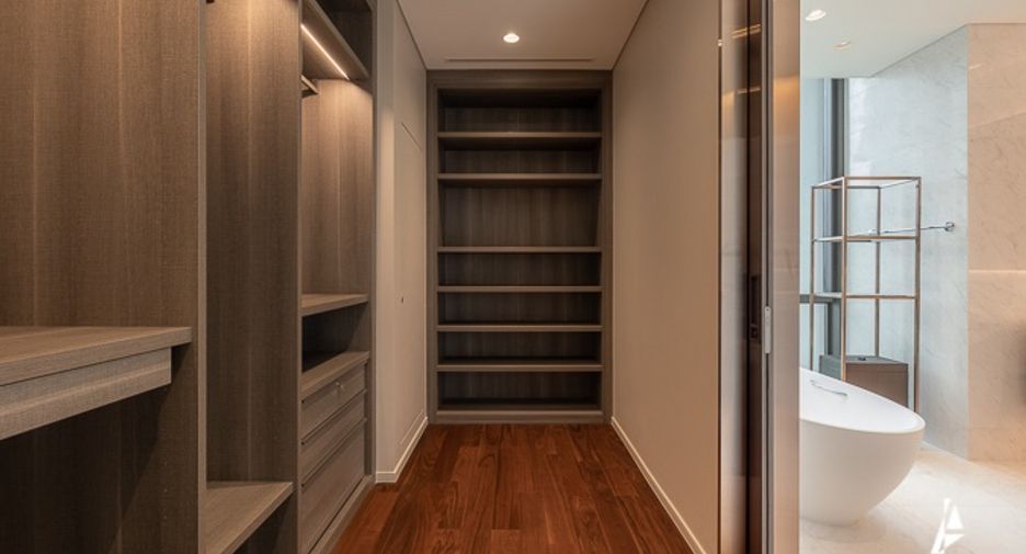 À vendre 2 chambres condo à Pathum Wan, Bangkok
