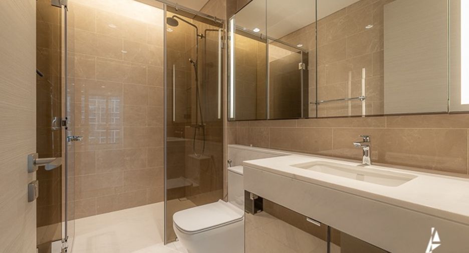 À vendre 2 chambres condo à Pathum Wan, Bangkok