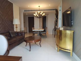 À louer 2 chambres condo à Pathum Wan, Bangkok