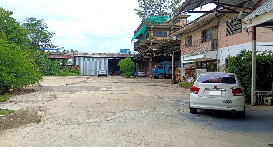 Продажа Участок в Pluak Daeng, Районг