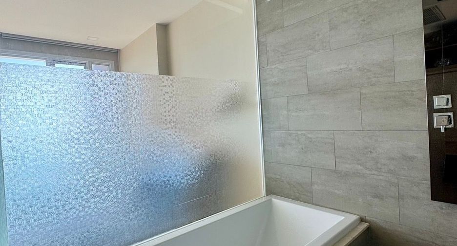For sale 1 Beds condo in Bang Lamung, Chonburi