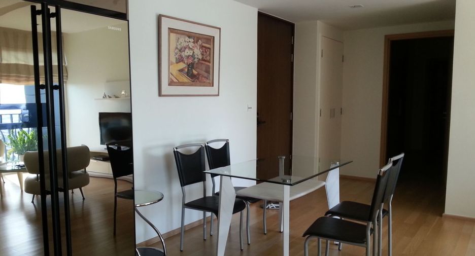 For rent 3 bedrooms condo in Khlong Toei, Bangkok