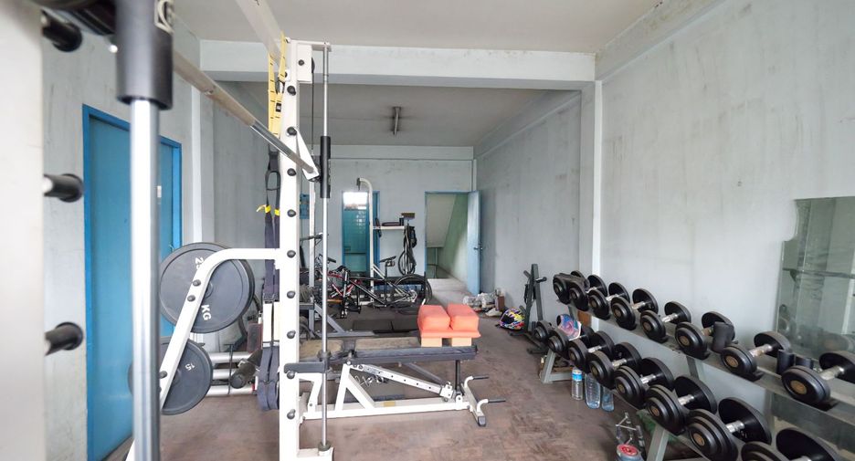 For sale 1 bed retail Space in Wang Thonglang, Bangkok