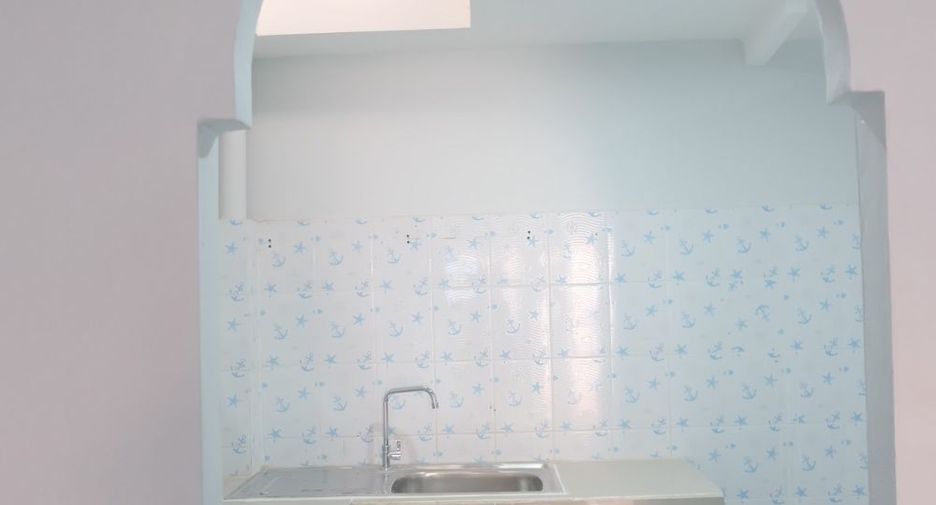 For sale 2 bedrooms townhouse in Mueang Samut Prakan, Samut Prakan