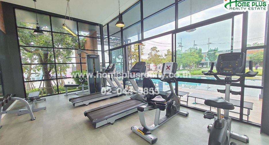 For sale 4 bedrooms townhouse in Mueang Pathum Thani, Pathum Thani