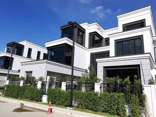 For sale 5 bedrooms house in Saphan Sung, Bangkok