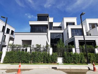 For sale 5 bedrooms house in Saphan Sung, Bangkok