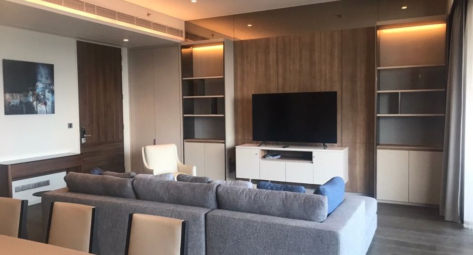 For rent 3 bedrooms condo in Watthana, Bangkok