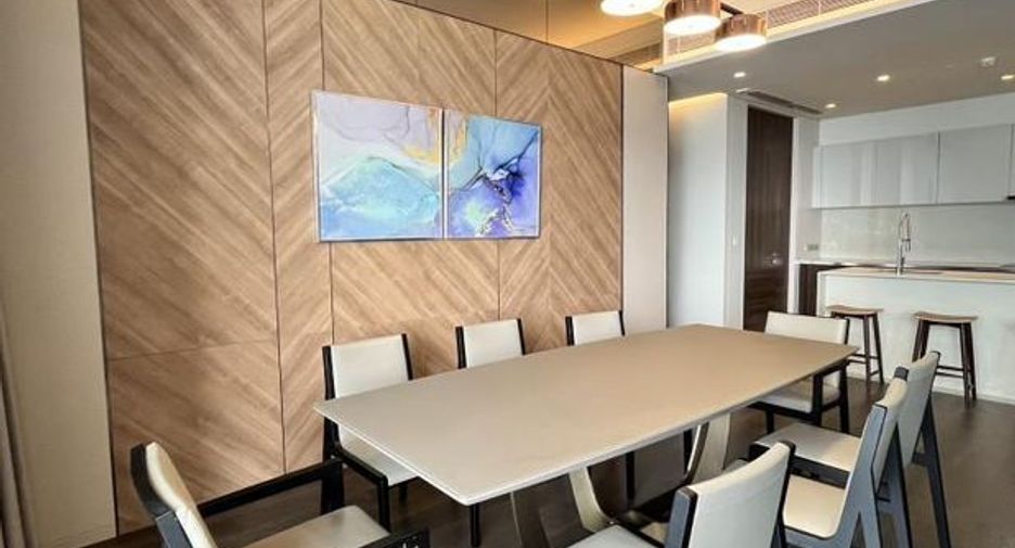 For rent 3 bedrooms condo in Watthana, Bangkok