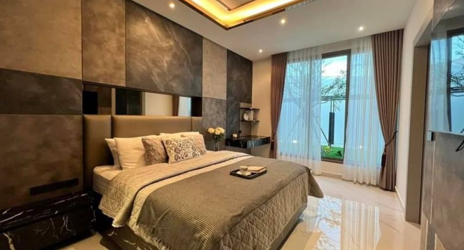 Villa zum Kauf mit 7 Zimmer in Bang Lamung, Chonburi