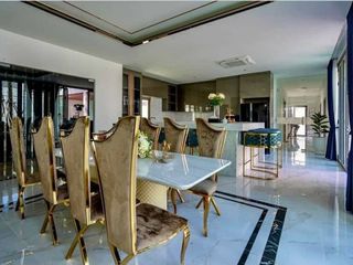 Villa zum Kauf mit 7 Zimmer in Bang Lamung, Chonburi