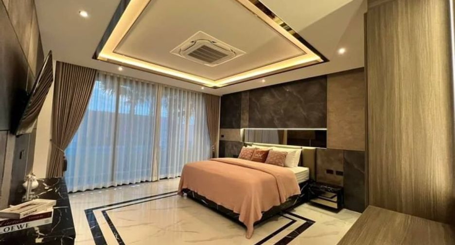 Villa zum Kauf mit 7 Zimmer in Bang Lamung, Chonburi