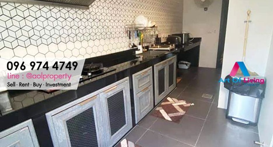 Casa en venta de 4 habitaciones en Bang Khen, Bangkok
