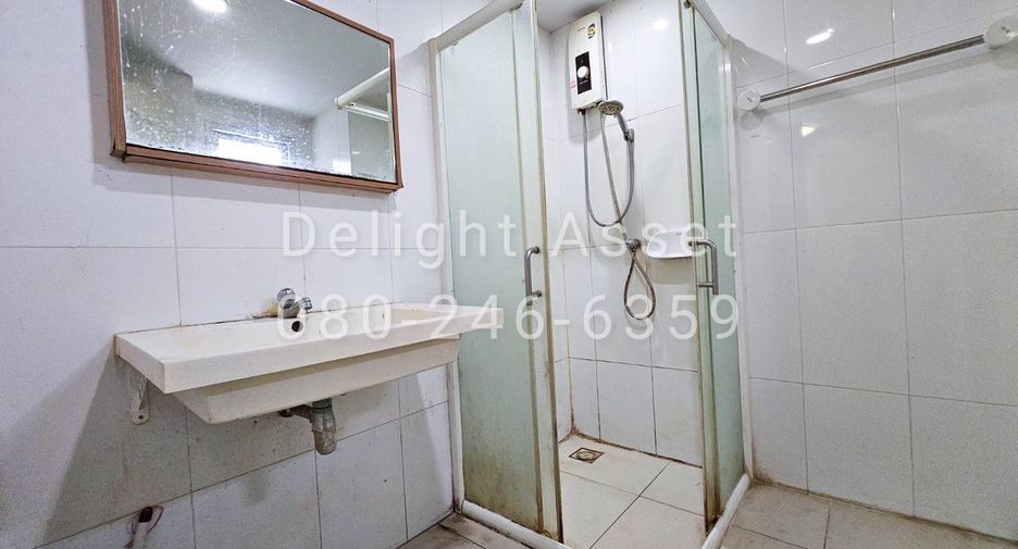 For sale 1 bed condo in Bang Na, Bangkok