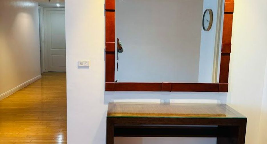 Wohnung zum Kauf mit 4 Zimmer in Pathum Wan, Bangkok