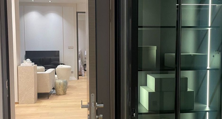 Wohnung zur Miete mit 2 Zimmer in Pathum Wan, Bangkok
