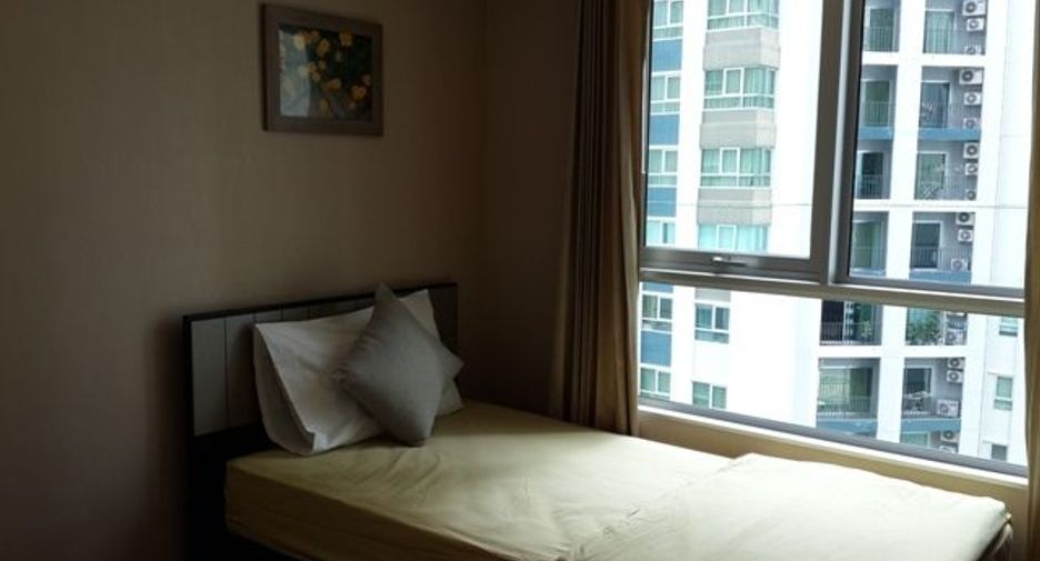 À vendre 3 chambres condo à Huai Khwang, Bangkok