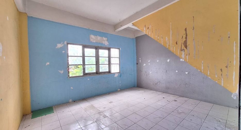 For rent 3 bedrooms retail Space in Mueang Khon Kaen, Khon Kaen