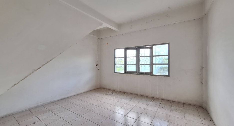 For rent 3 bedrooms retail Space in Mueang Khon Kaen, Khon Kaen