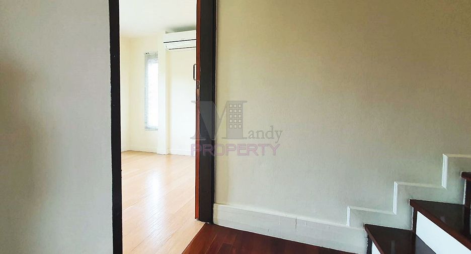 For sale 2 Beds townhouse in Mueang Nonthaburi, Nonthaburi