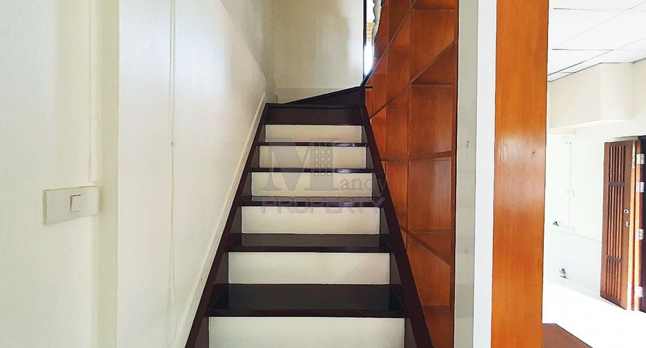 For sale 2 Beds townhouse in Mueang Nonthaburi, Nonthaburi