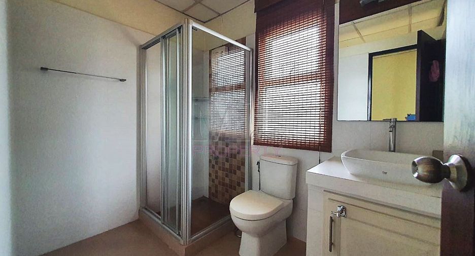 For sale 2 Beds townhouse in Mueang Nonthaburi, Nonthaburi
