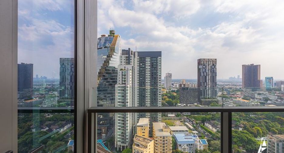 À vendre 1 chambre condo à Khlong Toei, Bangkok