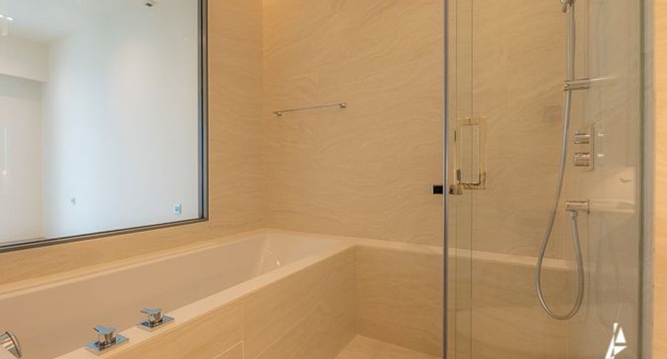 À vendre 1 chambre condo à Khlong Toei, Bangkok