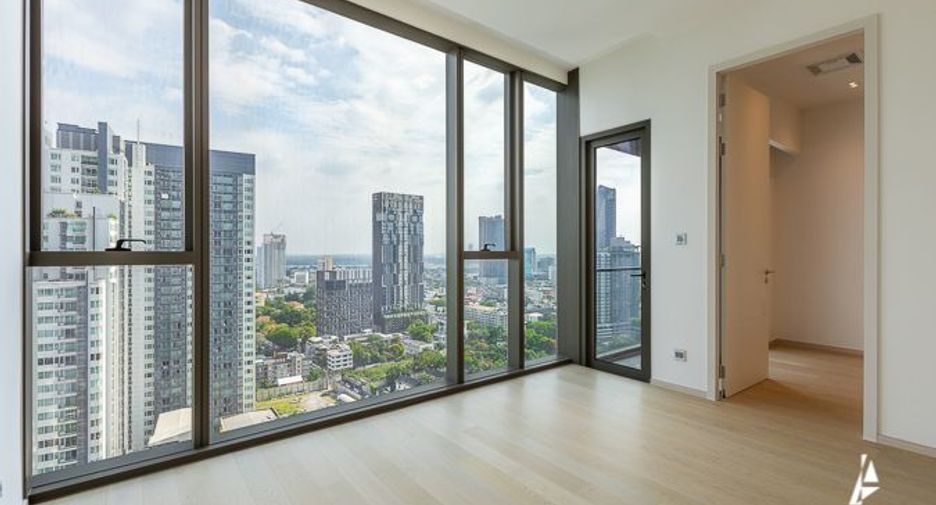 À vendre 1 chambre condo à Khlong Toei, Bangkok