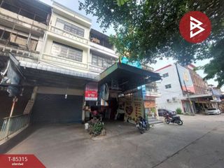 For sale 3 bed retail Space in Lam Luk Ka, Pathum Thani