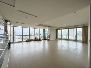 Продажа 3 спальни кондо в Сатхон, Бангкок