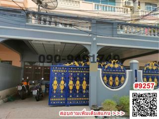 For sale 4 bedrooms townhouse in Bangkok Yai, Bangkok
