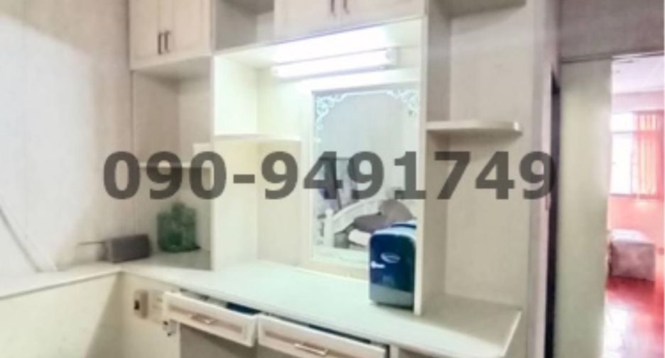 Reihenhaus zum Kauf mit 4 Zimmer in Bangkok Yai, Bangkok