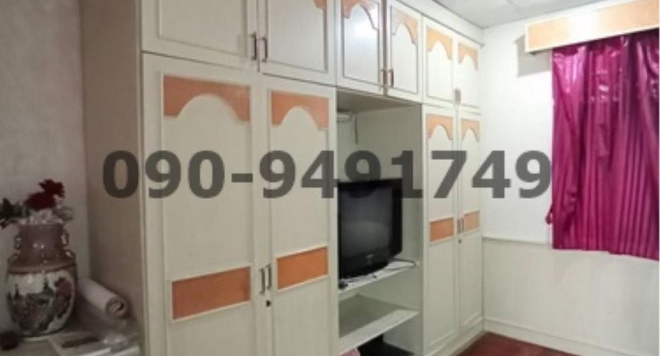 Reihenhaus zum Kauf mit 4 Zimmer in Bangkok Yai, Bangkok