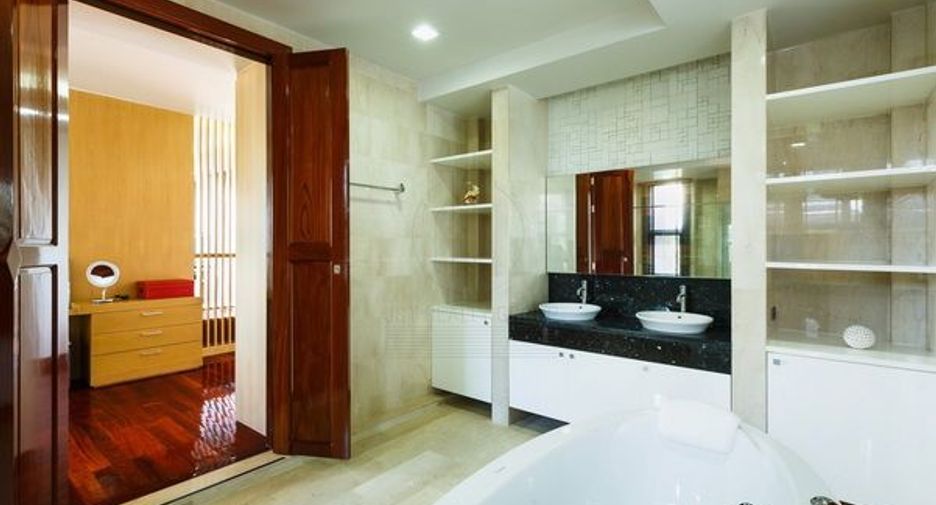 Villa en venta de 8 habitaciones en Mueang Phuket, Phuket