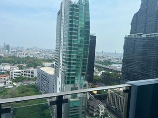 À louer et à vendre 2 chambres condo à Sathon, Bangkok