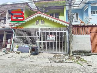 3 Bedroom Townhouse In Thanyaburi, Pathum Thani