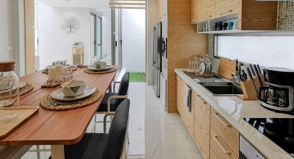 For rent and for sale 3 bedrooms villa in Thalang, Phuket