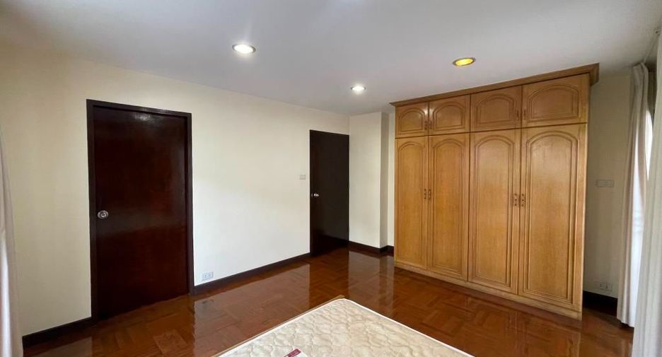 Wohnung zur Miete mit 2 Zimmer in Watthana, Bangkok