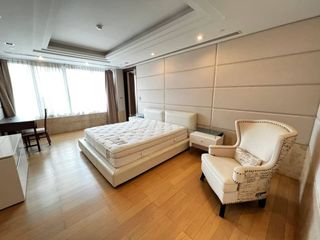 For rent 4 bedrooms condo in Khlong Toei, Bangkok