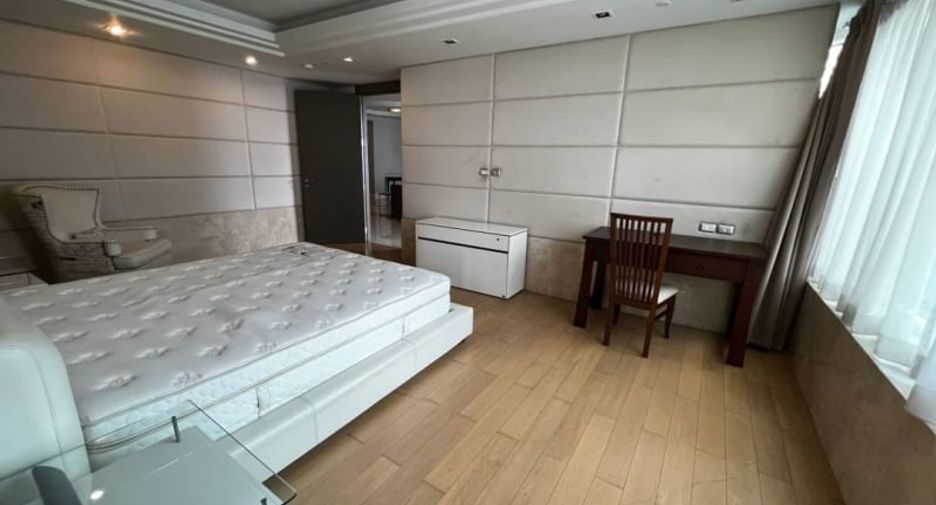 Wohnung zur Miete mit 4 Zimmer in Khlong Toei, Bangkok