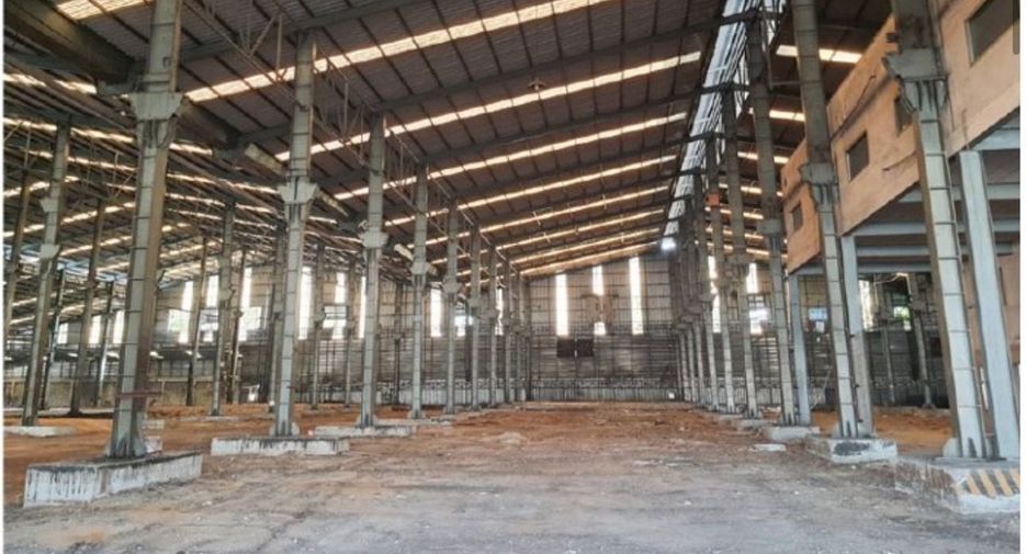 For sale 10 bed warehouse in Bang Phli, Samut Prakan